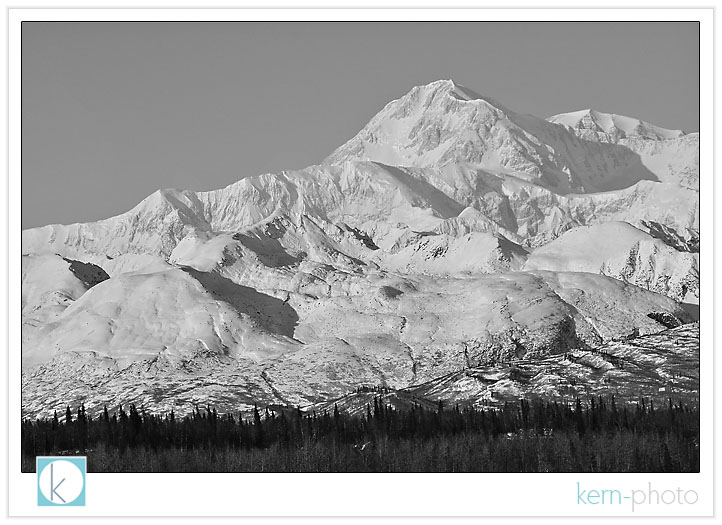 switching lenses for a close-up of mount mckinley (denali)