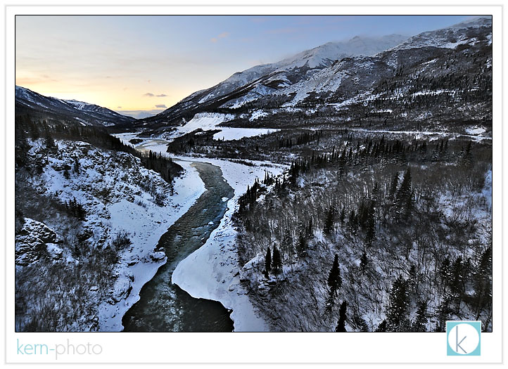 as i passed over the nenana river bridge, i liked what i saw (nikon d-300 w/ 12-24mm f/4 lens @ 12mm, iso 560, f/6.7, 1/180 shutter, no tripod): denali national park ken-photo