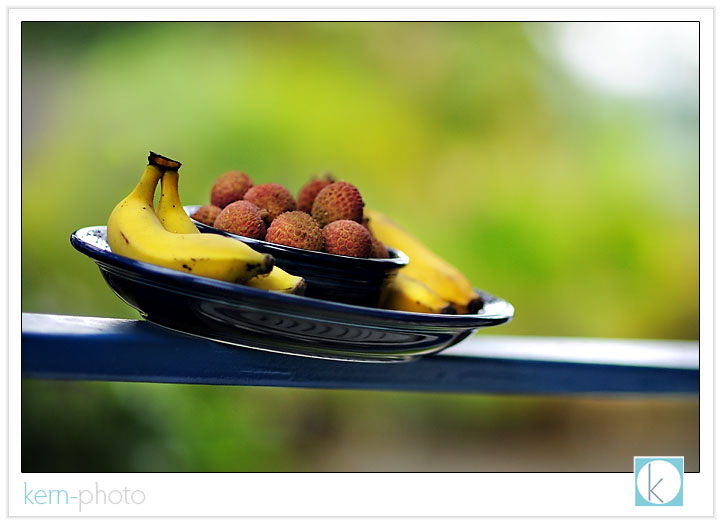 apple-bananas and lychee fruit.