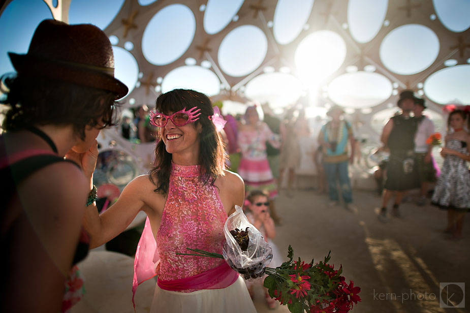 wpid-becky_todd_wedding_photos_at_burning_man_16-2010-09-18-18-543.jpg