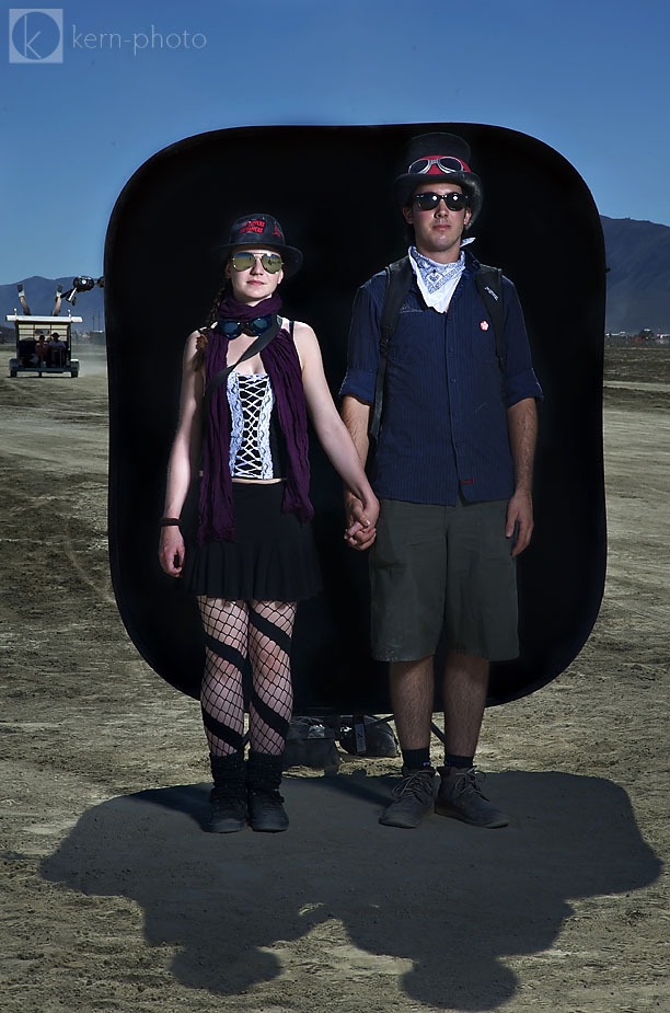 wpid-burning_man_2010_metropolis_couples_in_love_27-2010-09-19-16-52.jpg