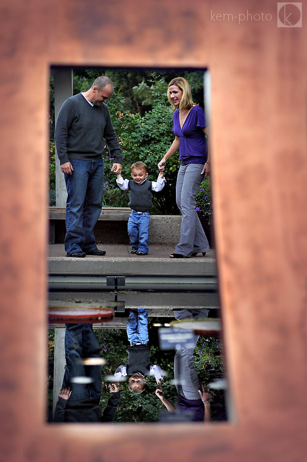 wpid-denver_family_portraits_botanic_gardens_02-2010-10-9-00-071.jpg