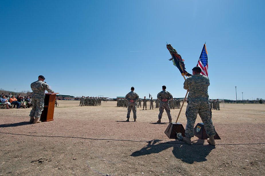 wpid-fort_carson_change_of_command_11-2011-04-21-00-42.jpg