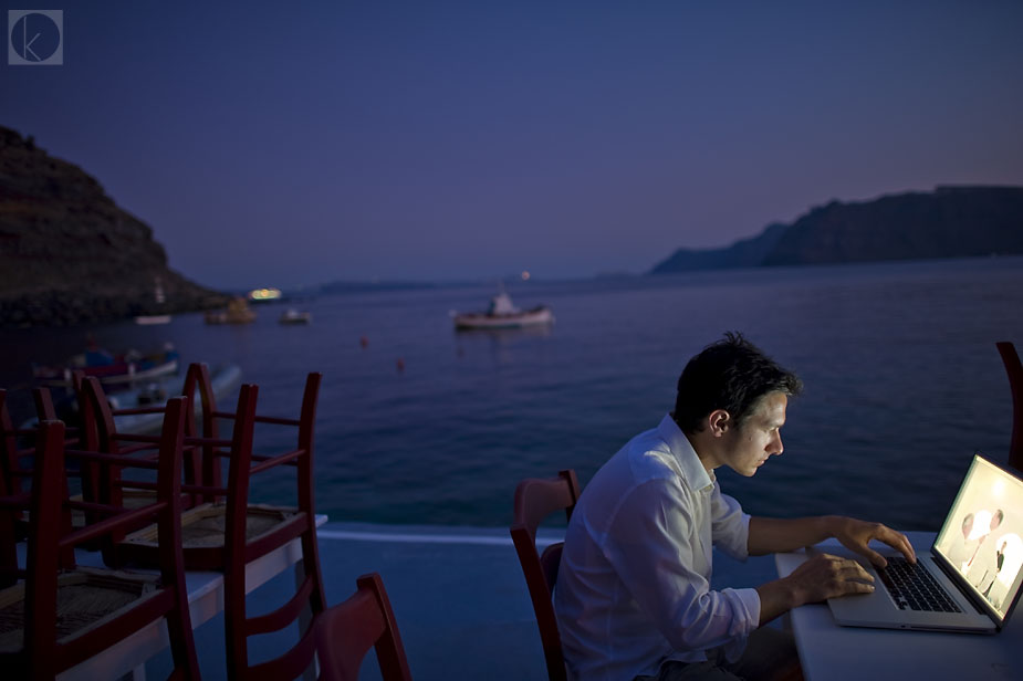 wpid-santorini_engagement_photos_7-2011-07-5-22-191.jpg