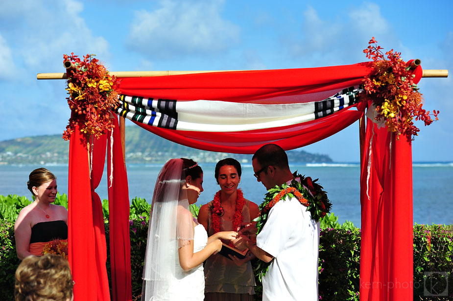 wpid-judy-noah-hawaii-wedding-photos-24-2012-04-24-00-30.jpg