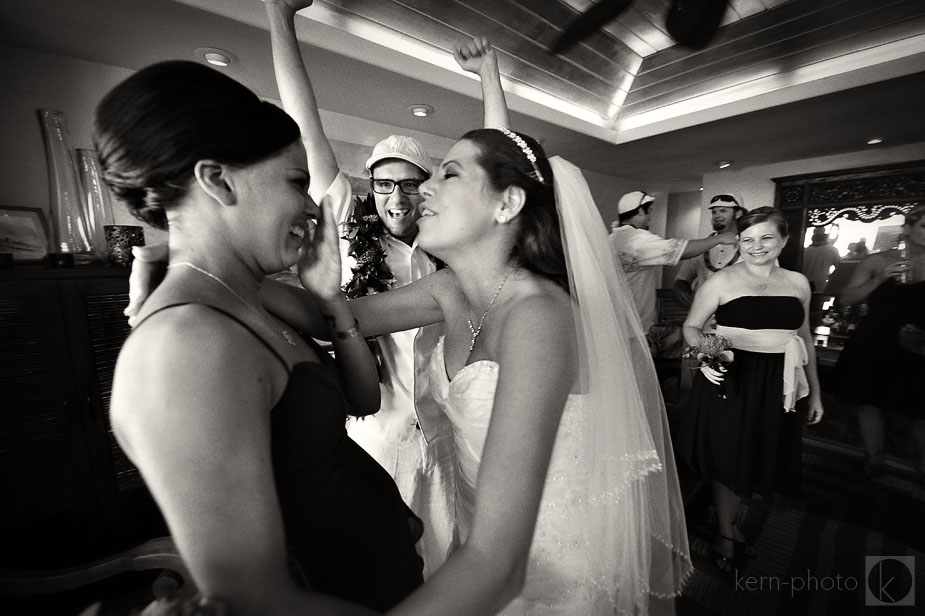 wpid-judy-noah-hawaii-wedding-photos-30-2012-04-24-00-30.jpg