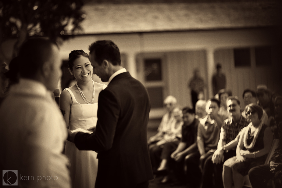 wpid-denby-henni-oahu-hawaii-wedding-photography-21-2012-08-17-21-46.jpg