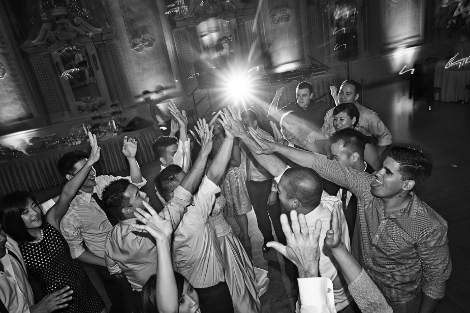 wpid-hannah_chris_wilmington_delaware_wedding_photos_hotel_dupont_062-2013-06-29-23-00.jpg