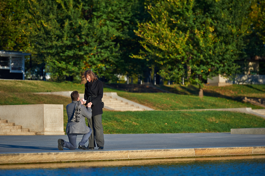 wpid-lincoln_memorial_engagement_photos_anna_alex_003-2013-10-29-22-56.jpg