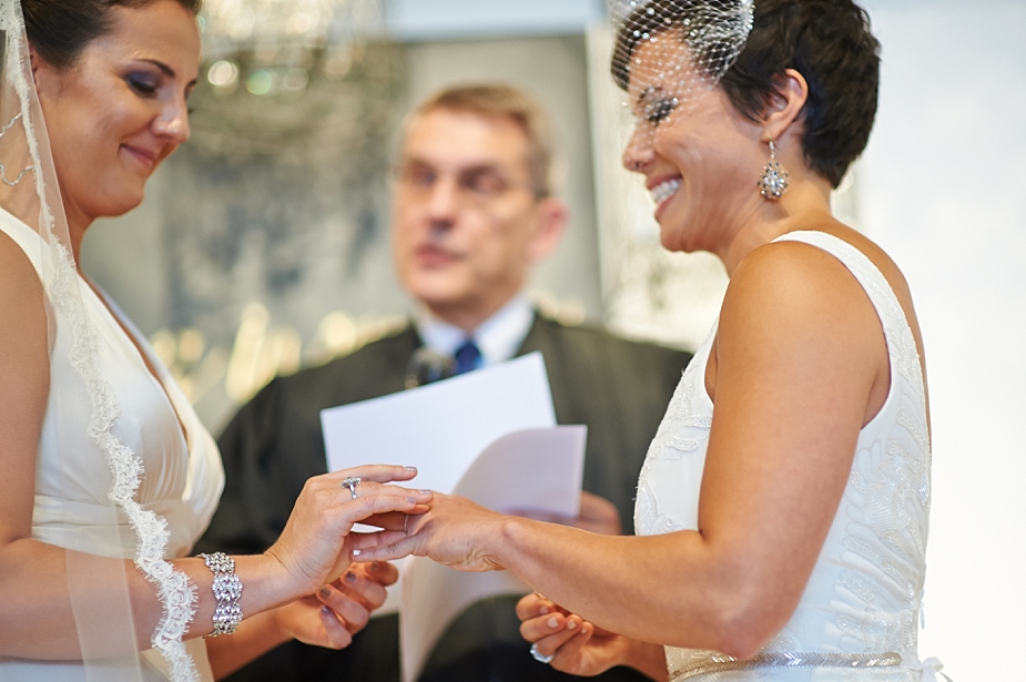 wpid-stacy_kelsey_breezeway_des_moine_wedding_photography_026-2014-08-14-00-20.jpg