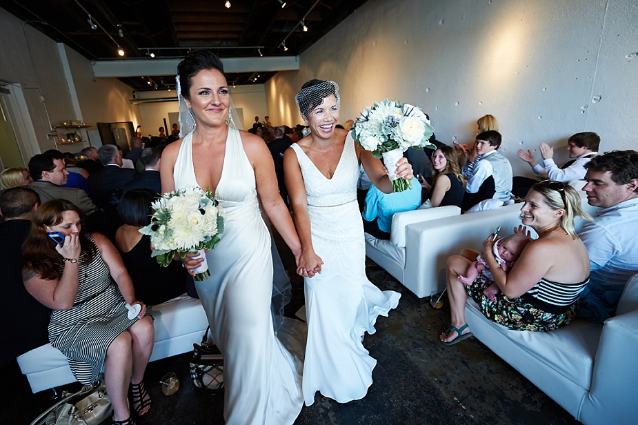 wpid-stacy_kelsey_breezeway_des_moine_wedding_photography_027-2014-08-14-00-20.jpg