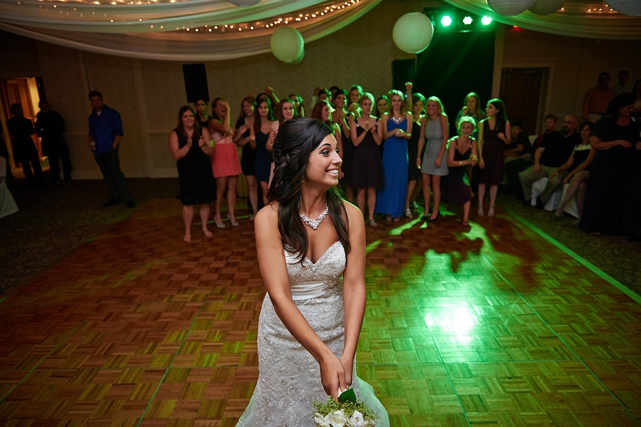 wpid-emily_brian_bearpath_golf_country_club_wedding_35-2014-09-4-21-57.jpg