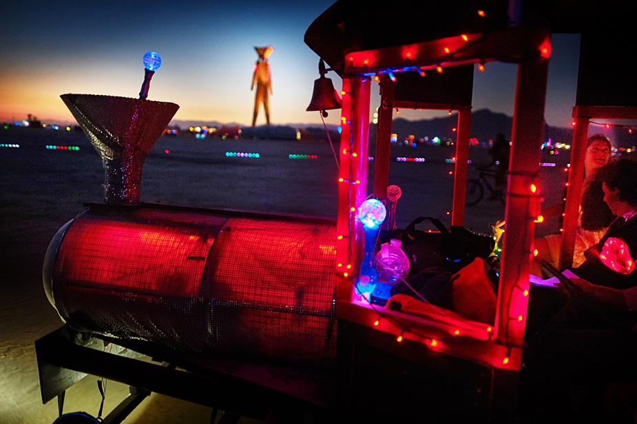 wpid-burning_man_wedding_2014_cherie_hedley_019-2014-11-14-22-00.jpg