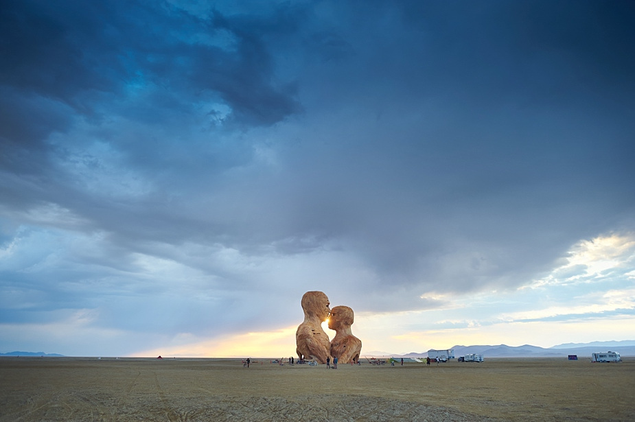 wpid-burning_man_wedding_2014_cherie_hedley_039-2014-11-14-22-00.jpg