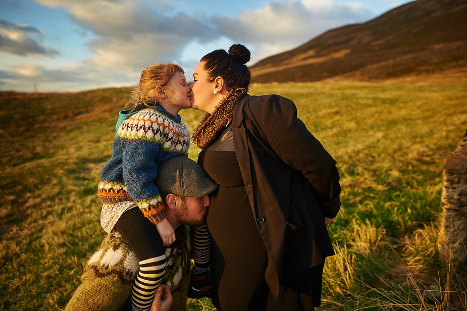 Birgisdottir_family_iceland_portraits_014-2016-01-8-00-21.jpg