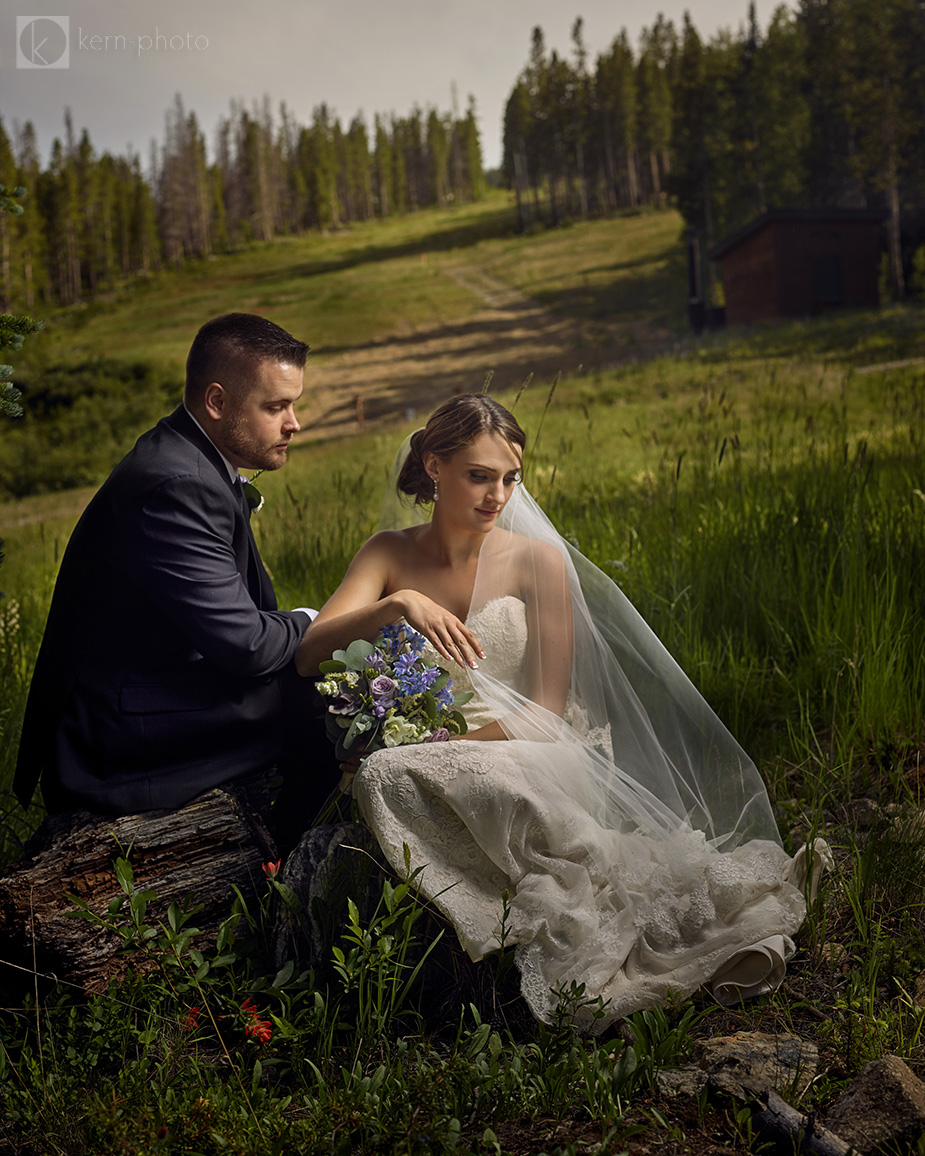 danielle-parker-mile-high-station-wedding-breckenridge-colorado-004-2017-08-9-02-02.jpg