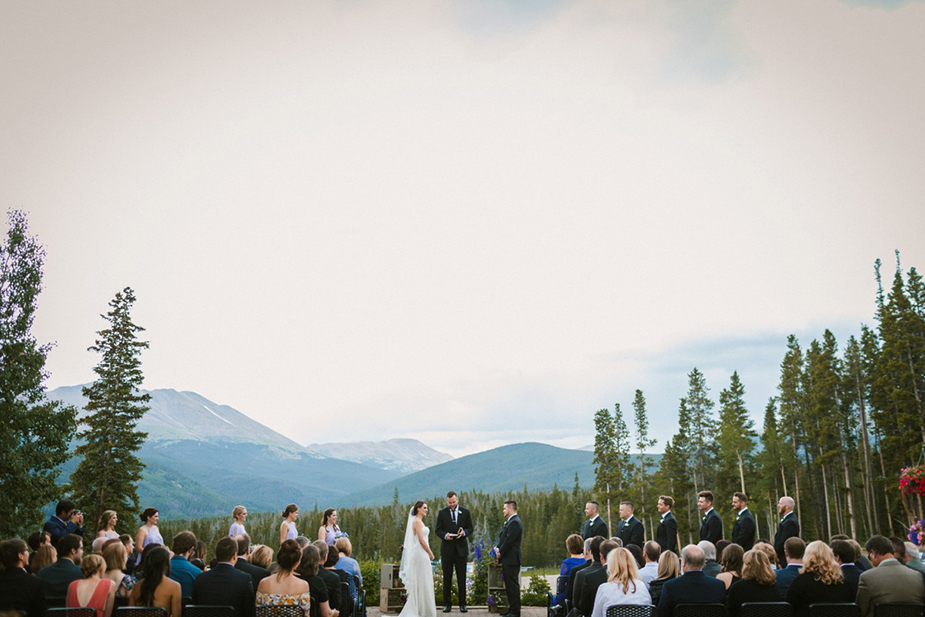 danielle-parker-mile-high-station-wedding-breckenridge-colorado-019-2017-08-9-02-02.jpg