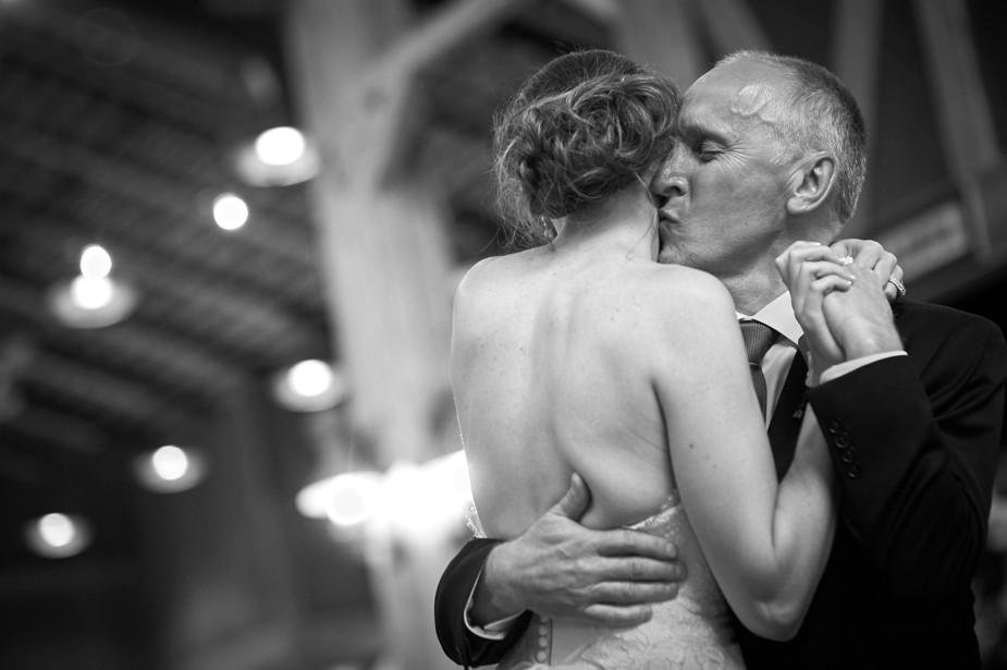 danielle-parker-mile-high-station-wedding-breckenridge-colorado-026-2017-08-9-02-02.jpg